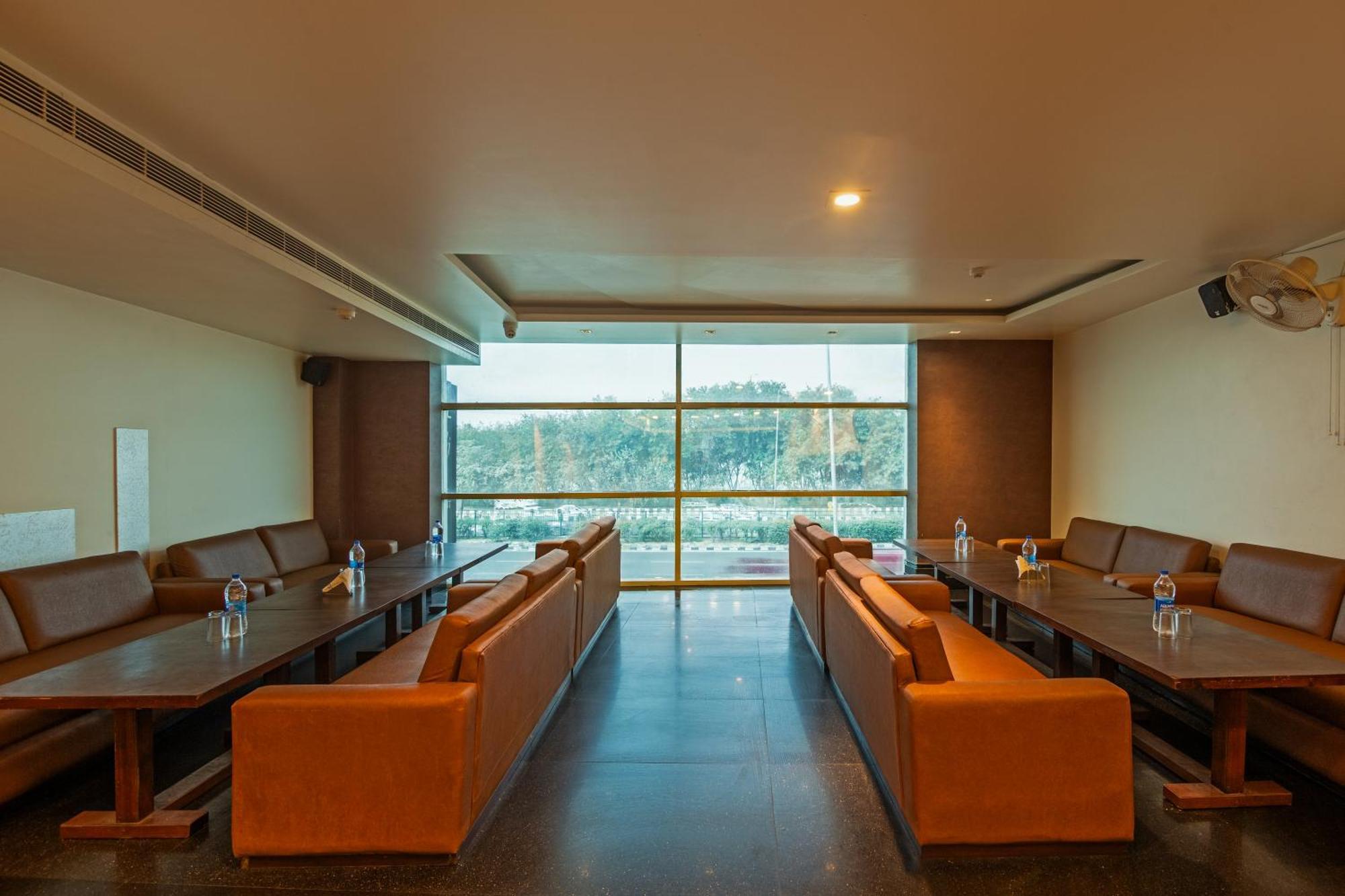 Hotel Delhi 37 By Star Group Near Delhi Airport Nové Dillí Exteriér fotografie
